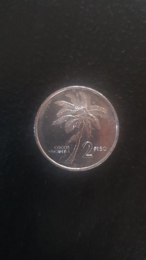 1994 Philippine Coin 2 Peso (Category: Currency) located in Quezon City. Submitted by jbart (Listing ID 1374360647, Image 1). Description: Selling 2 peso Philippine coin. Round. Issued 1994. Please see pics for condition. Price 2000. I am avaliable for meet ups within the Tandang Sora Mindanao Ave QC area. Shipping available buyer to shoulder shipping fee. Thank you.