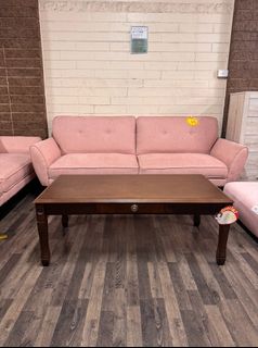 (Category: ) located in . Submitted by priceworthfurniture (Listing ID 1374376884, Image 1). Description: .