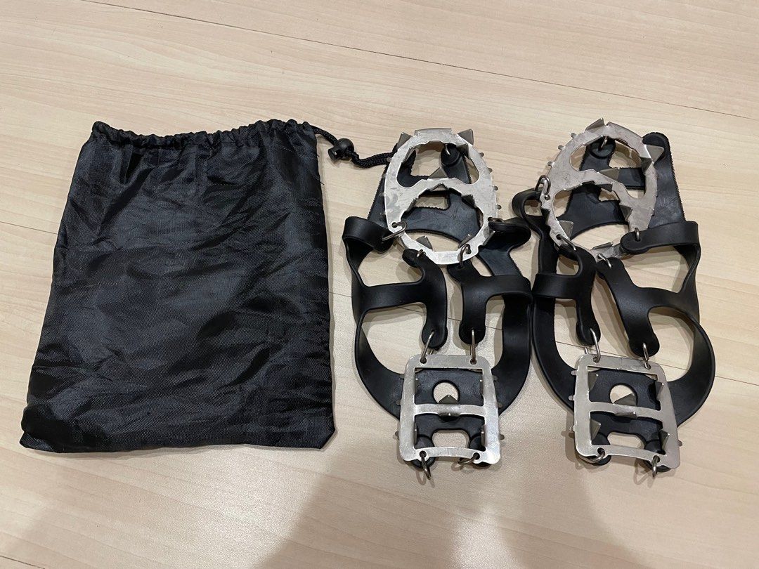 由 feng_c (刊登 ID 1374480954，圖片 1) 提交，位於 台北市 (Taipei) 的 簡易型冰爪 (女用，約22-23公分) (類別：健行及露營)，說明：簡易型冰爪 (女用，約22-23公分)。