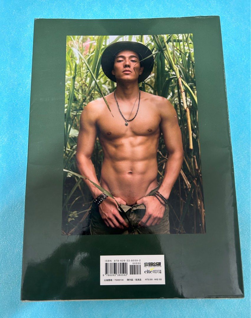 台湾男性写真集　TIMOTHY'S FIGURE 晏人物攝影集 台灣晏人物男子寫真Tanned Love Timothy's Photos Edward 男性