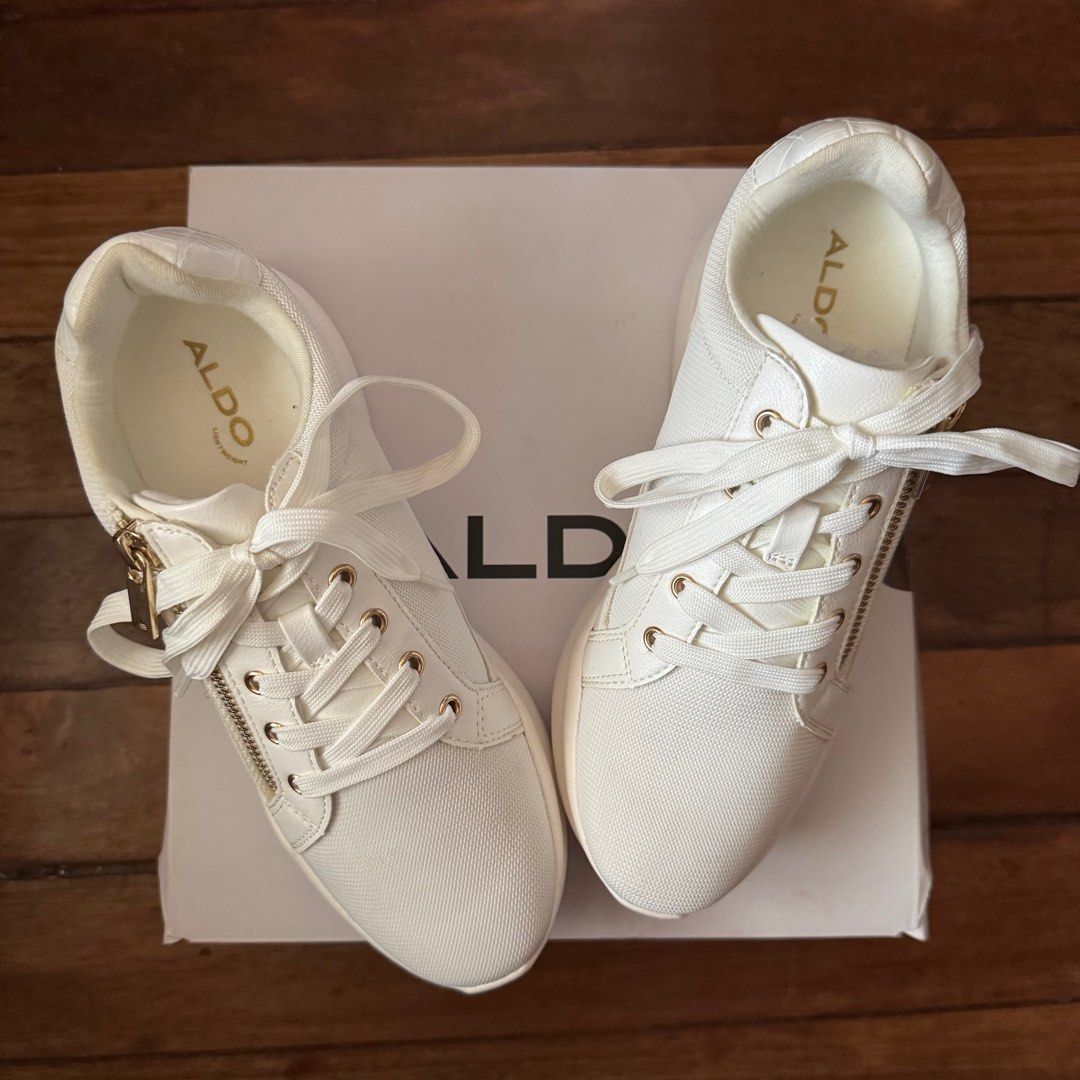 ALDO Frelidda shoes (Category: Sneakers) located in Manila. Submitted by thrifty.bear (Listing ID 1374395641, Image 1). Description: .