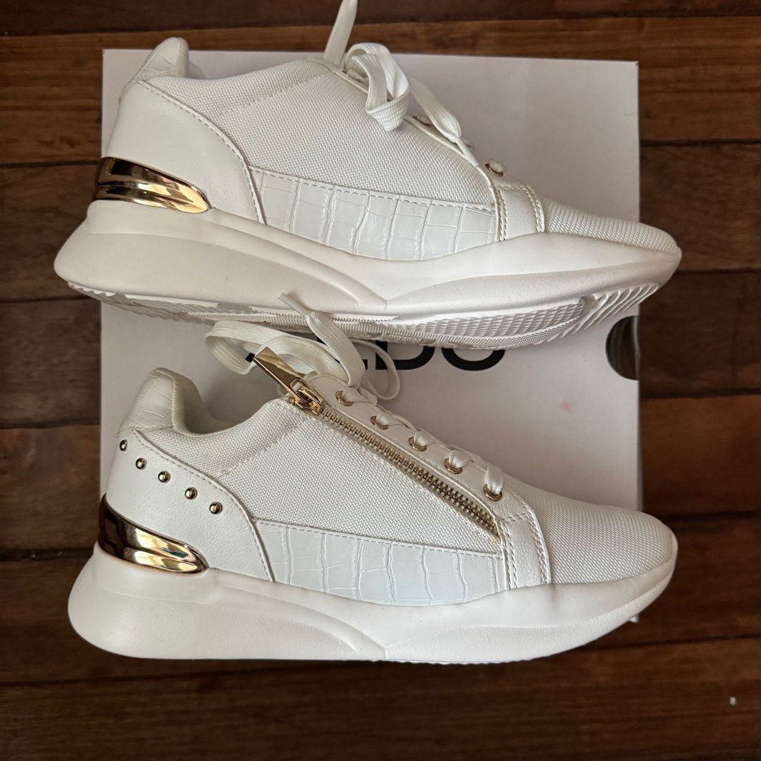 ALDO Frelidda shoes (Category: Sneakers) located in Manila. Submitted by thrifty.bear (Listing ID 1374395641, Image 2). Description: .