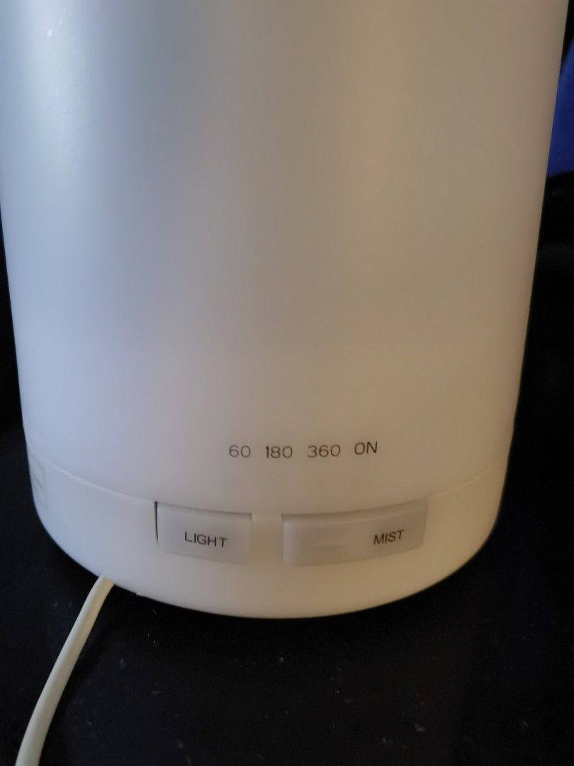 Aroma Diffuser and Air Humidifier with Light65075505508738112