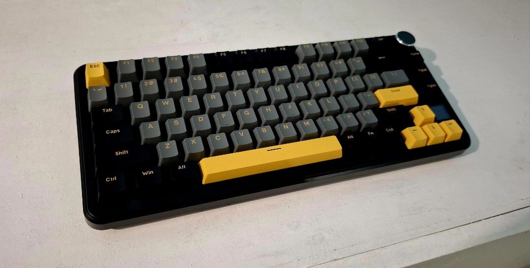 Attack Shark X85 Pro (Starry Black) (Category: Computer Keyboard) located in Pasay City. Submitted by andreiisasundae (Listing ID 1374484441, Image 2). Description: -Fully Built & Modded Starry Black Attack Shark X85 Pro Custom Mechanical Keyboard- Specs: • Multi-Function TFT Smart Display & CNC Knob Design • 75% ANSI Layout & Upgraded Gasket-Mount • Triple Mode Connection with Win/Mac Compatibility • 3pin/5pin Hot-swappable & Single key Slotted 