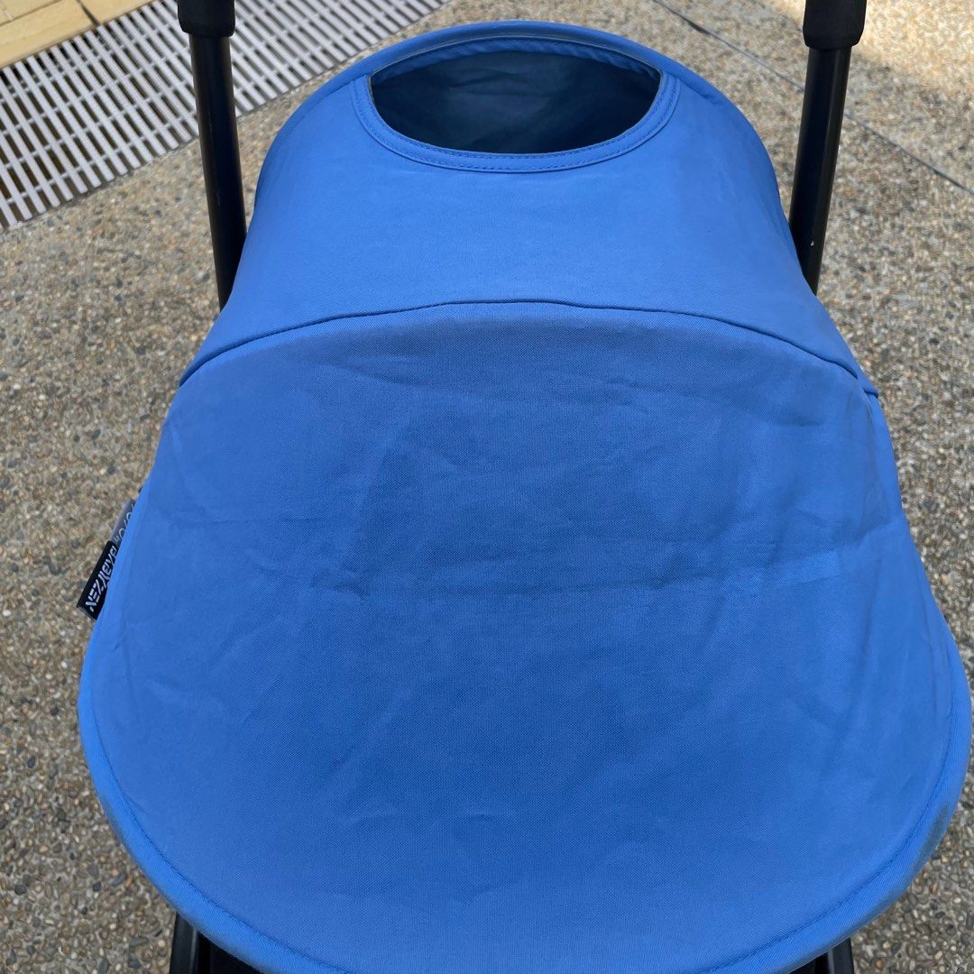Authentic BabyZen Yoyo light weight Stroller in Blue (Category: Strollers) located in Singapore. Submitted by retne (Listing ID 1374342477, Image 3). Description: We have few YOYO strollers as we love them very much, the wheels are super smooth can controlled by one hand (other expensive strollers cannot compete), very light weight as well, selling the blue color as our eldest one does not require stroller anymore. Mostly used to send kid to scho