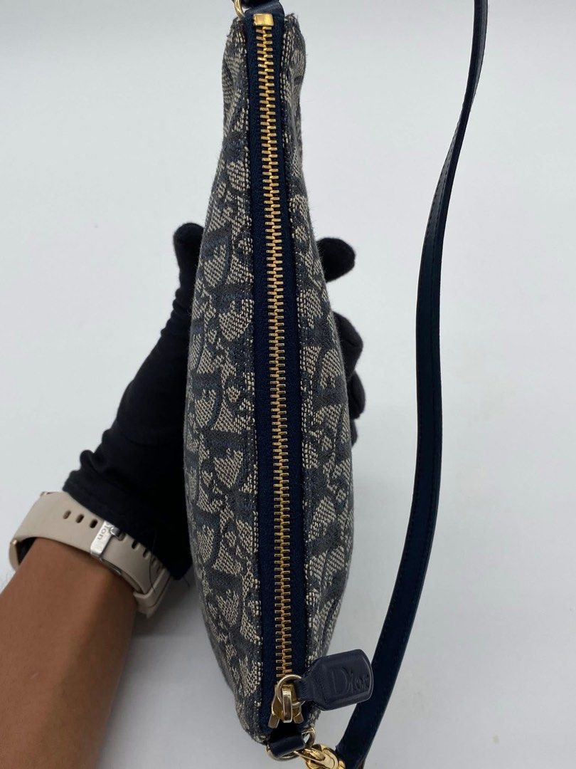 Authentic Dior Mini Saddle Bag With Strap ✨ (Category: Luxury Bags & Wallets) located in Quezon City. Submitted by jhaediah (Listing ID 1374409911, Image 3). Description: Dior Mini Saddle Bag With Strap ✨ Authentic | Rank A Condition. No Inclusion: .