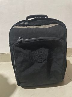 (Kategori: ) berada di . Dikirim oleh preloveddeclut (ID iklan 1374343350, Gambar 1). Deskripsi: .