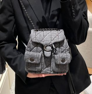 (Category: ) located in . Submitted by shinnywinnie.bag (Listing ID 1374415901, Image 1). Description: .