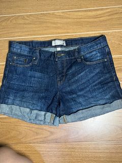 (Category: ) located in . Submitted by herewegoagainthrift (Listing ID 1374500223, Image 1). Description: .