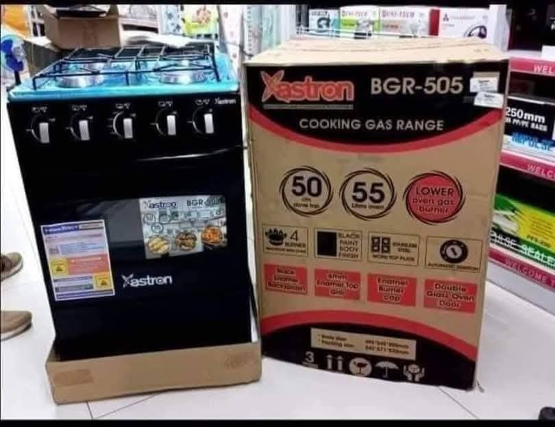 Bd Astron black gas range 4 burner (Category: Cookware & Accessories) located in Manila. Submitted by dolorchris69891 (Listing ID 1374392739, Image 1). Description: 👉Astron BLACK Gas Range 4 Burner 💜 BGR 505 🔘Black 55Liter Capacity 🔘black paint body finish 🔘Double glass door 🔘 Enamel burner cap Sale Sale 💫PRICE 9800.