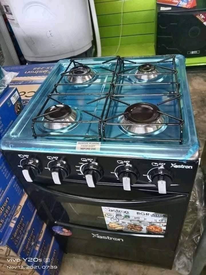 Bd Astron black gas range 4 burner (Category: Cookware & Accessories) located in Manila. Submitted by dolorchris69891 (Listing ID 1374392739, Image 2). Description: 👉Astron BLACK Gas Range 4 Burner 💜 BGR 505 🔘Black 55Liter Capacity 🔘black paint body finish 🔘Double glass door 🔘 Enamel burner cap Sale Sale 💫PRICE 9800.