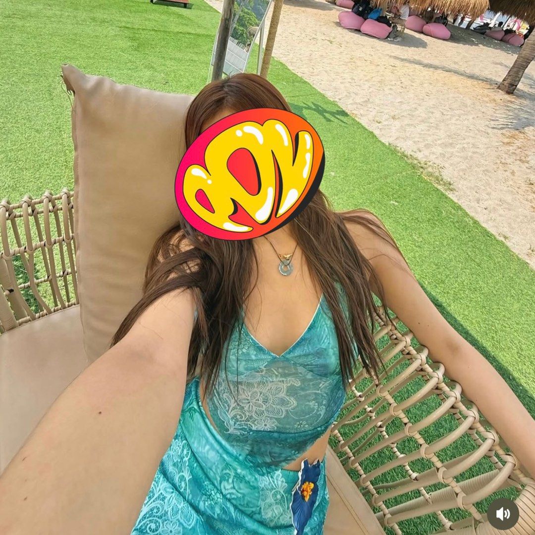 Blue boho summer coordinates with slit (Category: Sets or Coordinates) located in Manila. Submitted by nickaaa2000 (Listing ID 1374506254, Image 2). Description: Used once for company outing Super pretty in person , the design is very elegant Fits medium to semi large frames Marikina area .