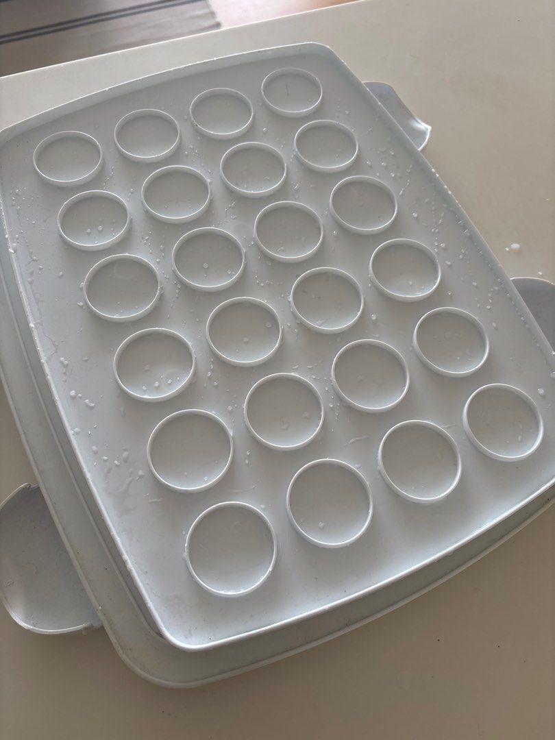 Cake / Cupcake Tray65074067635971111