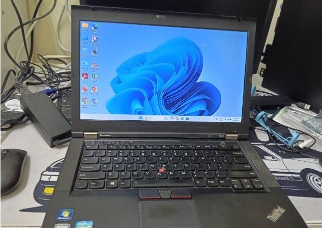 Cheap Lenovo i5 Win 11 Laptop (Category: Laptops & Notebooks) located in Singapore. Submitted by nah1353 (Listing ID 1374324286, Image 1). Description: CPU:Intel Core i5 3320m (2.6Ghz) Ram:8GB Rom:DVD/RW Drive Harddisk:500GB Sata HDD GPU: Nvidia NVS 5400m (1GB) Wifi:Yes Webcam:Yes Bluetooth:Yes Screen:14inch OS: Windows 11 Pro 64Bit Original *New battery installed *Not for fussy buyer and low baller.