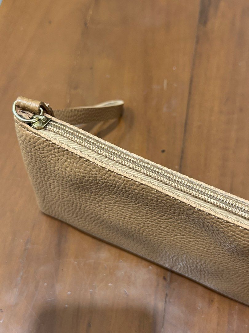 Clutch pouch dompet serbaguna, Fesyen Wanita, Tas Dompet di