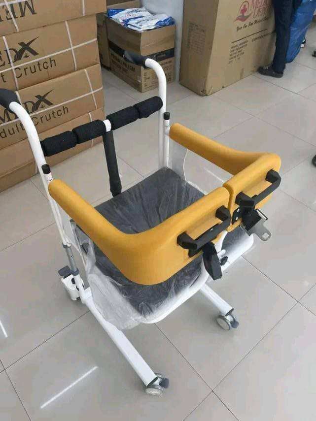 commode transfer chair (Category: Braces, Support & Protection) located in Manila. Submitted by joy63057743416 (Listing ID 1374324168, Image 1). Description: brandnew affordable onhand negotiable good quality and condition open for pick up and delivery high quality we also sell many medical supplies call me 09268225723 cod,gcash,bank transfer lifetime time free service.