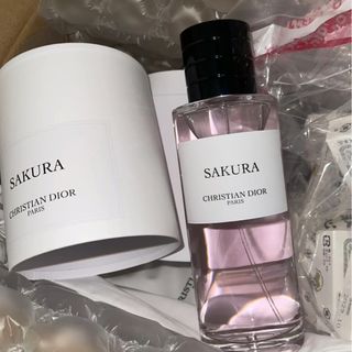 （分類：）位於 。 由 alice_perfume 提交（商品編號 1327899507，圖片 1）。簡介： 。