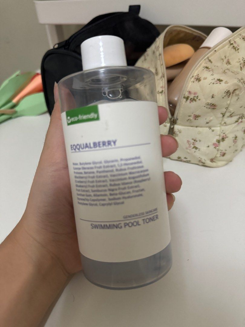 Eqqualberry toner (Category: Face Care) located in Urdaneta. Submitted by jaecore (Listing ID 1374443882, Image 1). Description: .