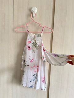 (Category: ) located in . Submitted by nat_qualitypreloved (Listing ID 1374361806, Image 1). Description: .