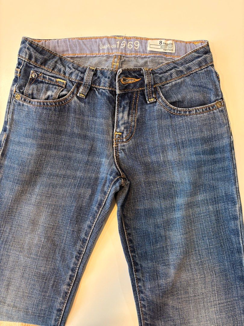 GAP kids 1969 Jeans Age 8 boot cut (Category: Babies & Kids Fashion) located in Singapore. Submitted by ndhaliwal (Listing ID 1374341761, Image 1). Description: .