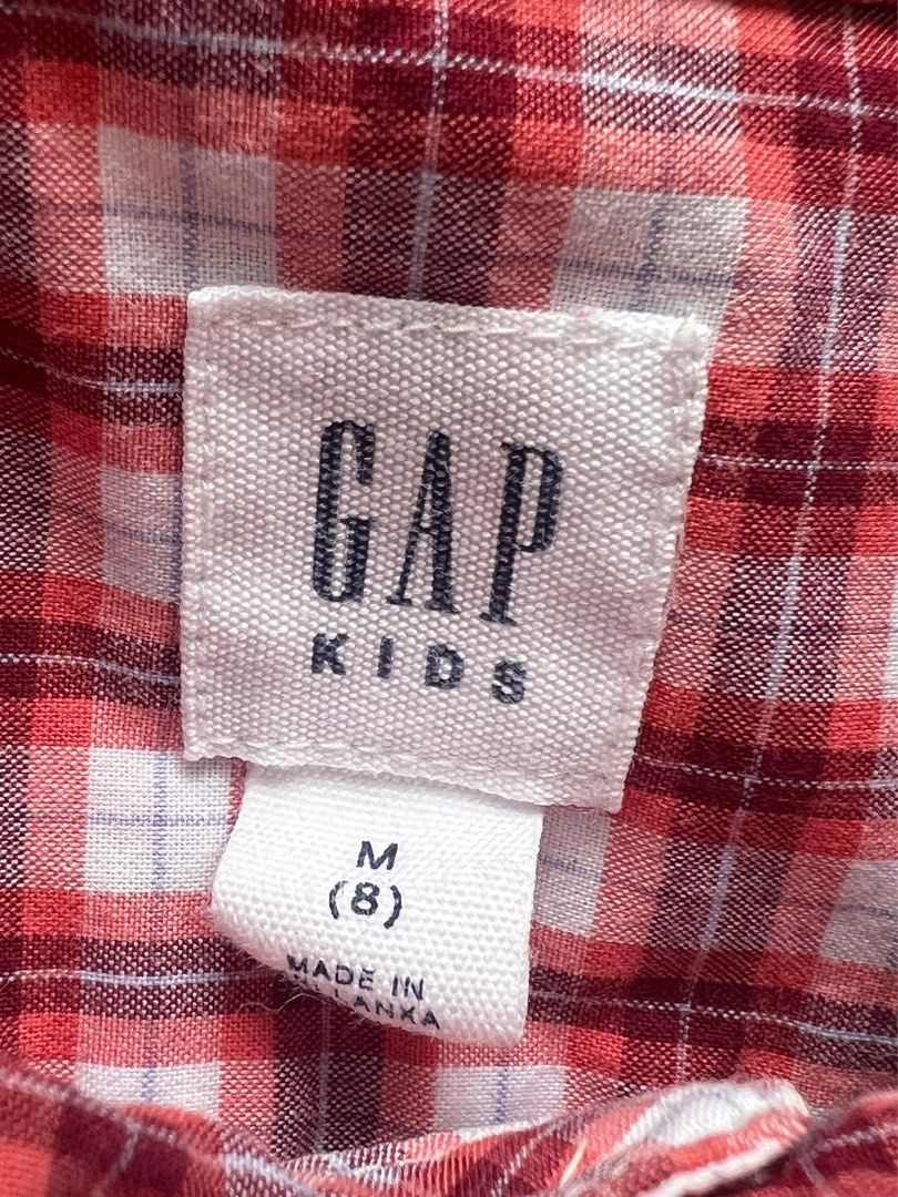 Gap Kids Long Sleeve Button Down Shirt Boys M (Category: Babies & Kids Fashion) located in Manila. Submitted by kextrastuff (Listing ID 1374387331, Image 2). Description: used 2x size M (7-9 years) .