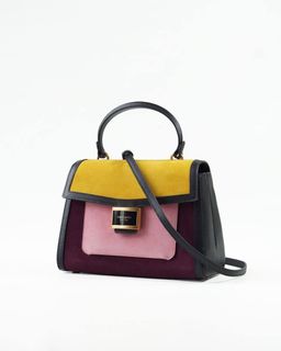 (Kategori: ) berada di . Dikirim oleh laspaccios (ID iklan 1374433624, Gambar 1). Deskripsi: .