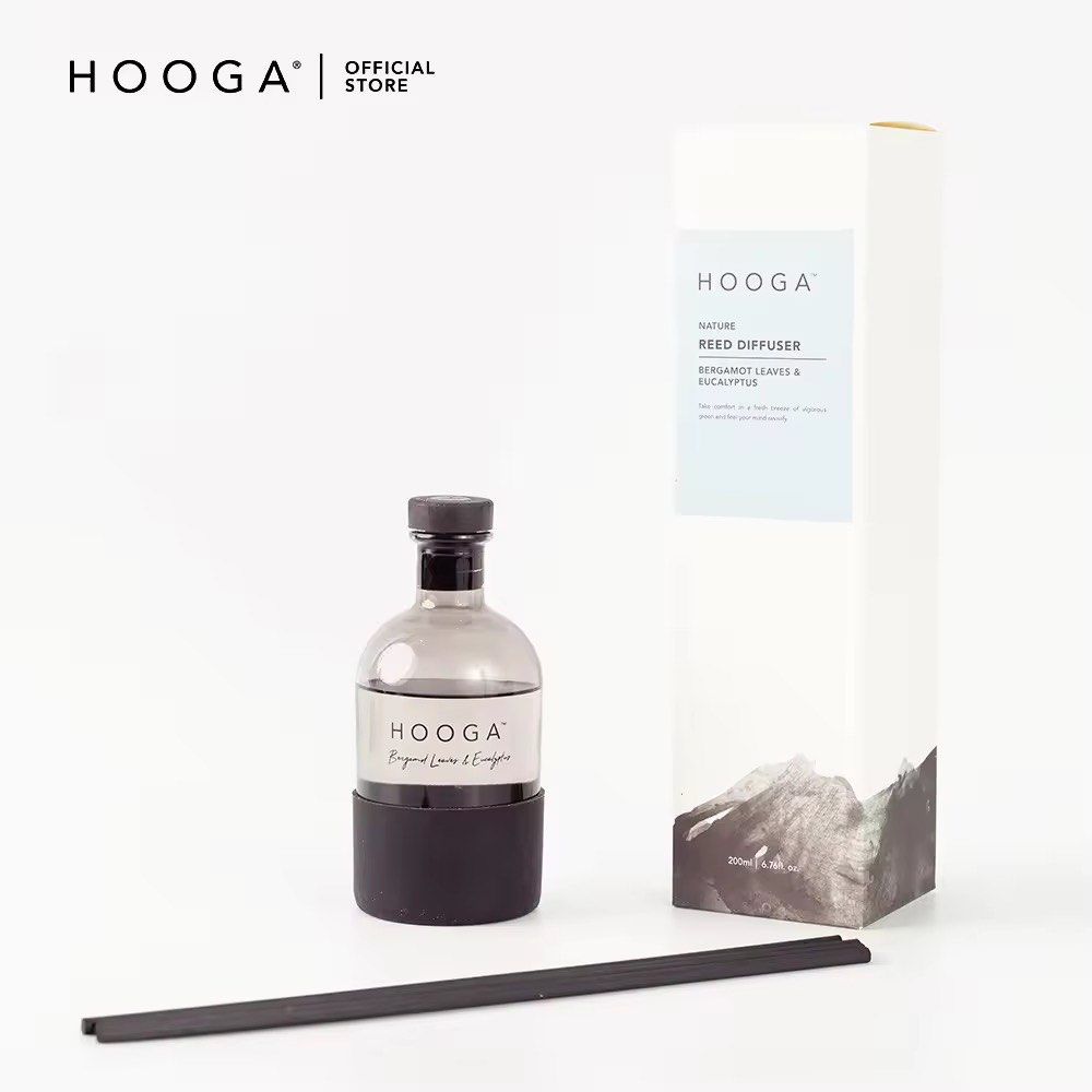 HOOGA Black Diffuser (Category: Home Fragrance) located in Kajang. Submitted by missjn (Listing ID 1374480762, Image 2). Description: 1. Orange Gardenia 2. Sweet ginger & tea Ori price RM 64.90, sell at RM 59.
