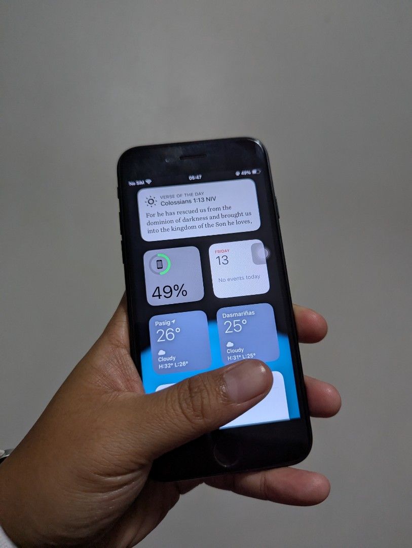 iPhone SE 3rd Gen 64gb (Category: iPhone SE Series) located in Cavite. Submitted by jaimosh (Listing ID 1374507563, Image 1). Description: iPhone SE 3rd Gen 64gb Details: - spare phone - super kinis - replaced LCD (bypassed apple logo upon start) - fingerprint working - battery health 85% Comes with: - unit - cord - box Asking price: P8000.