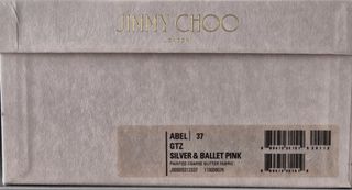 (Category: ) located in . Submitted by sneakersmomo (Listing ID 1374351496, Image 1). Description: .