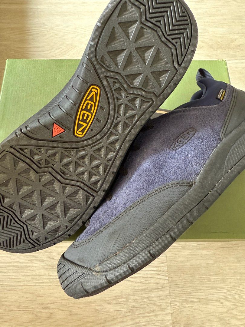 KEEN Jasper Sneakers (Category: Sneakers) located in Singapore. Submitted by freemarket23 (Listing ID 1374359886, Image 3). Description: .