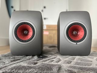 （分類：）位於 。 由 audiomaniac2025 提交（商品編號 1374379139，圖片 1）。簡介： 。