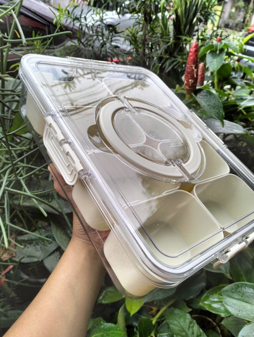 Kitchen Organizer (Category: Other Kitchenware & Tableware) located in Manila. Submitted by alayassulittipidfinds (Listing ID 1374350901, Image 2). Description: perfect organizer.