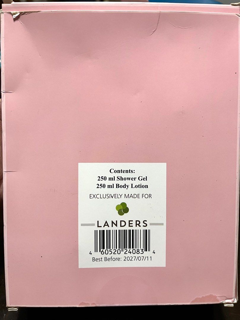 Landers Hudson Bath Co Champagne Blooms (Category: Body Care) located in Makati City. Submitted by yoursthriftly (Listing ID 1374482460, Image 2). Description: Hudson Bath Co Cherry Blossom ₱300 Bath Gift Set ▪️250 ml shower gel ▪️250 ml body lotion ‼️Box opened but not used — still brand new ‼️ From Landers 📍Makati.