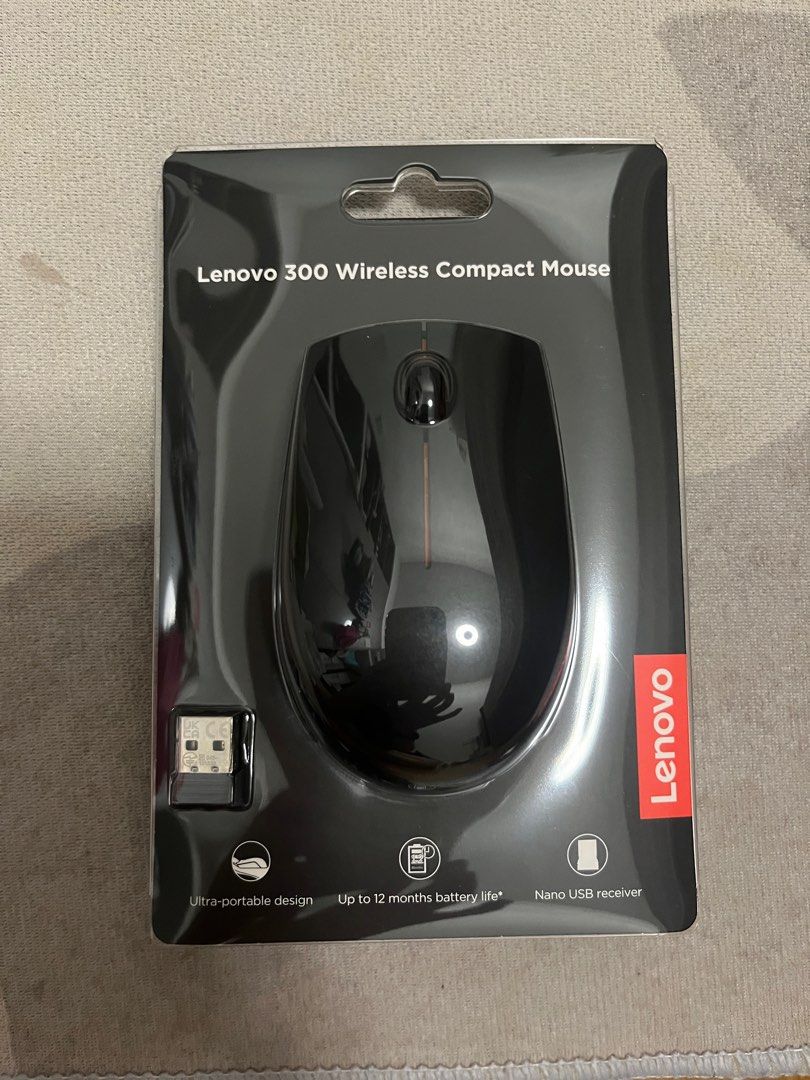Lenovo 300 Wireless Compact Mouse