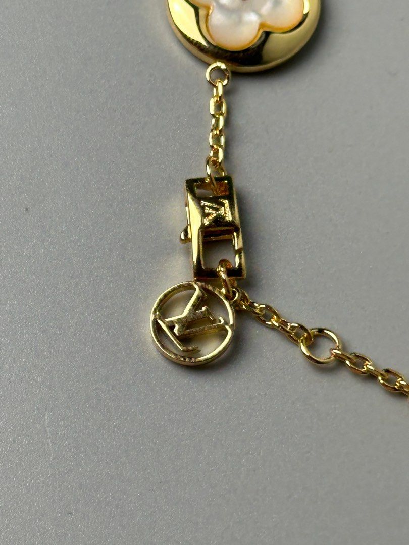 Louis vuitton bracelet (Category: Bracelets) located in Manila. Submitted by dough_lux (Listing ID 1374400246, Image 3). Description: 17cm.