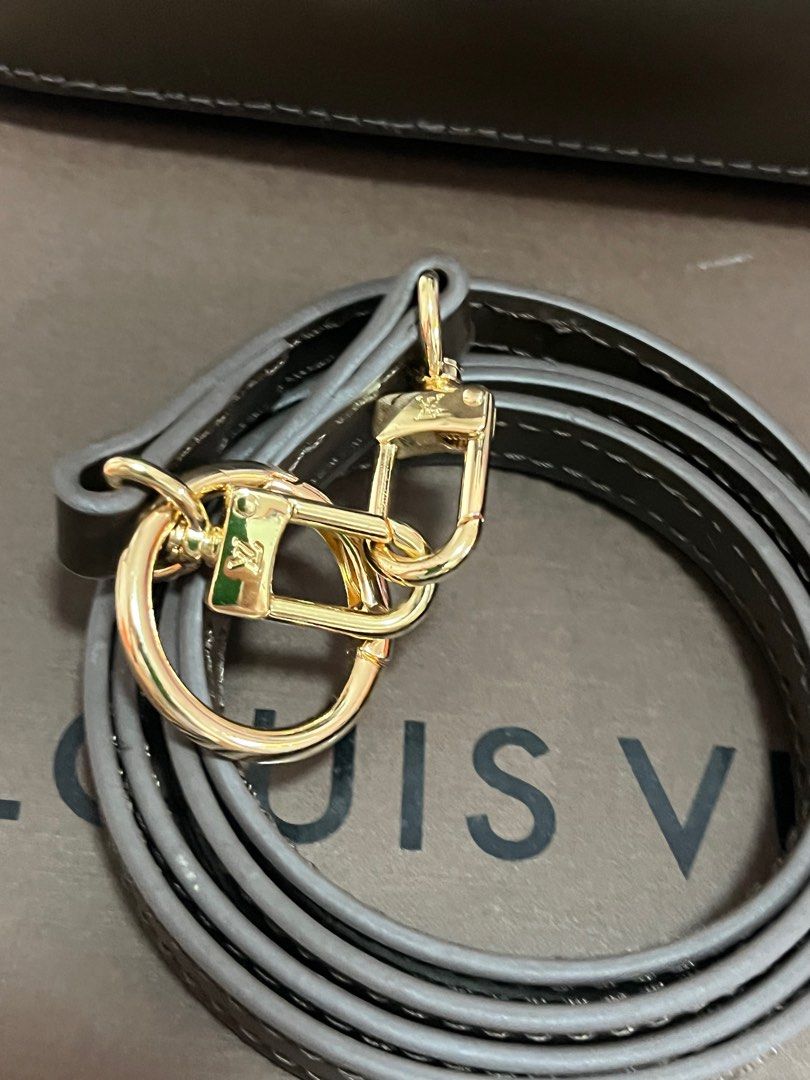 LV Alma BB (Category: Luxury Bags & Wallets) located in Quezon City. Submitted by red_velvetbox (Listing ID 1374351454, Image 3). Description: LV alma BB From Glamora with box, dustbag and sling.