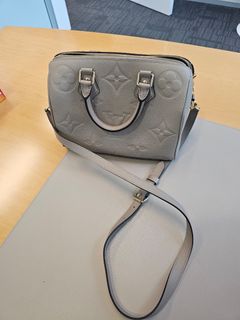 （分類：）位於 。 由 mz1449 提交（商品編號 1374473632，圖片 1）。簡介： 。
