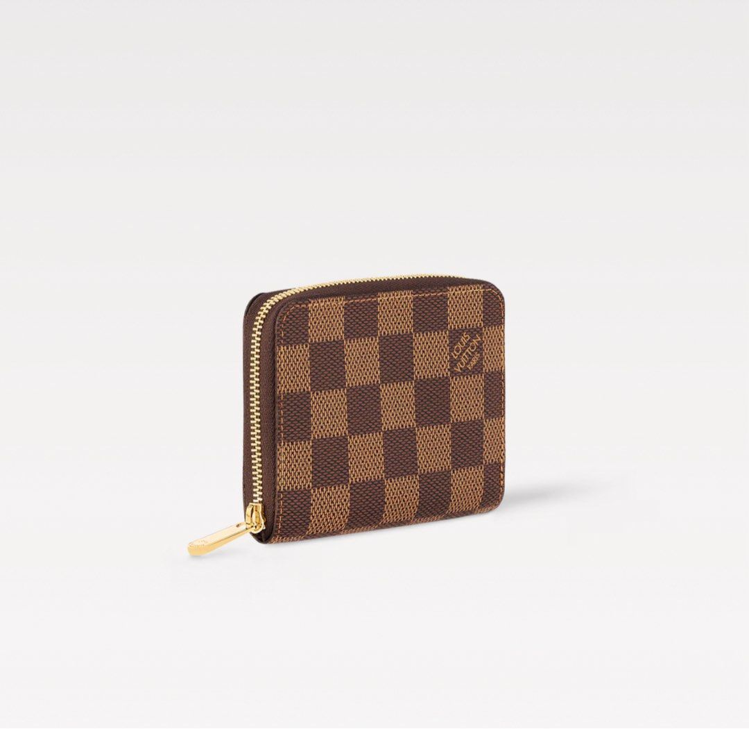 LV zippy short wallet (Category: Luxury Bags & Wallets) located in Makati City. Submitted by thedailyhaul (Listing ID 1374455663, Image 2). Description: LV ZIPPY SHORT WALLET IN DAMIER EBENE 100% guaranteed authentic ‼️ Condition: excellent condition 9.5/10 Inclusions: dustbag.