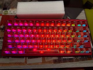 （分類：）位於 。 由 g3ra1d116 提交（商品編號 1374364304，圖片 1）。簡介： 。