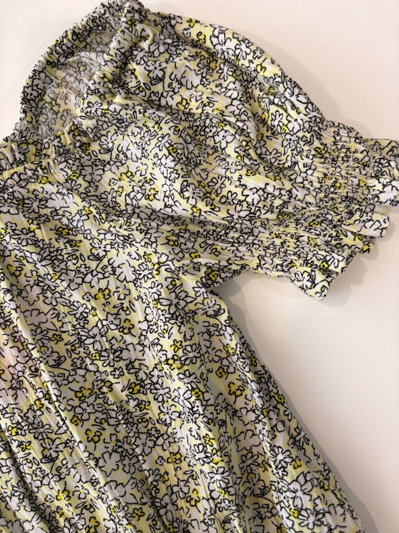M&S girls blouse t shirt off shoulder top age 7-8 (Category: Babies & Kids Fashion) located in Singapore. Submitted by ndhaliwal (Listing ID 1374343876, Image 2). Description: .