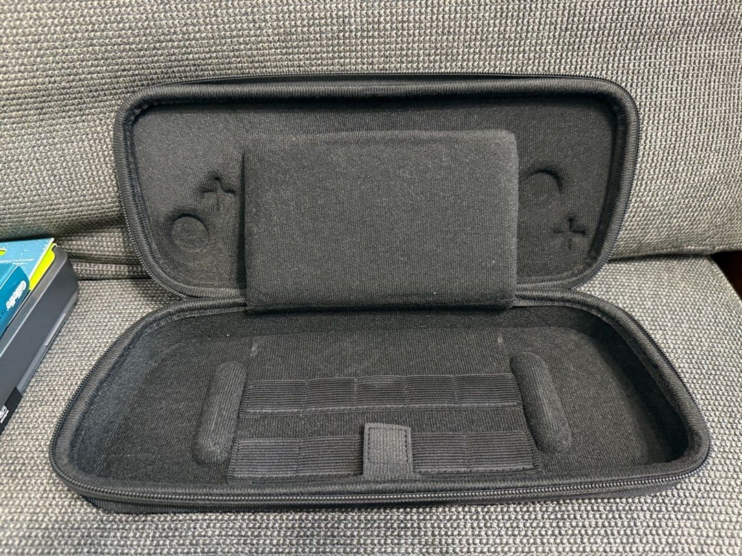 任天堂Switch Hori分裂垫Pro便携盒62863834357891113