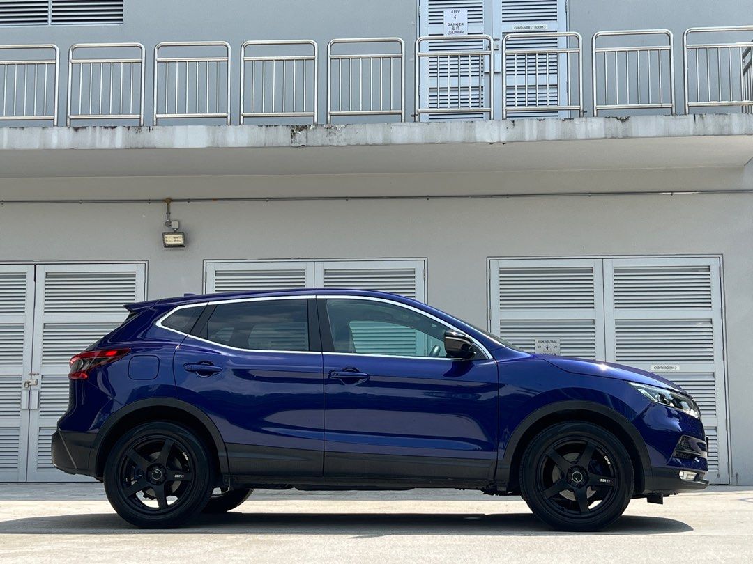 Nissan Qashqai 1.2 DIG-T Premium (A)62872684192771112