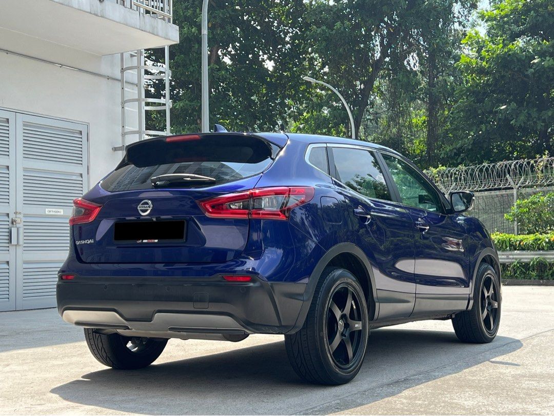Nissan Qashqai 1.2 DIG-T Premium (A)62872684192771111