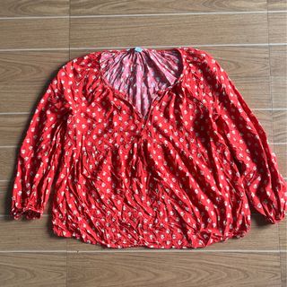 (Category: ) located in . Submitted by herewegoagainthrift (Listing ID 1374506573, Image 1). Description: .