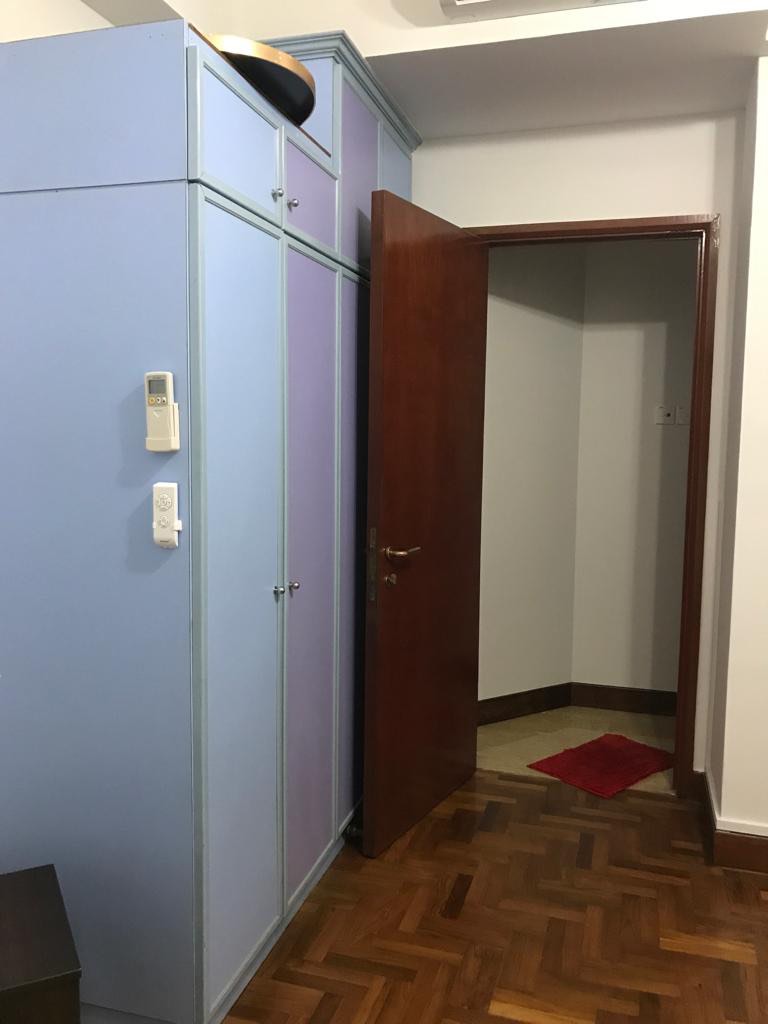 (Category: ) located in . Submitted by 2wheel (Listing ID 1374366686, Image 1). Description: .