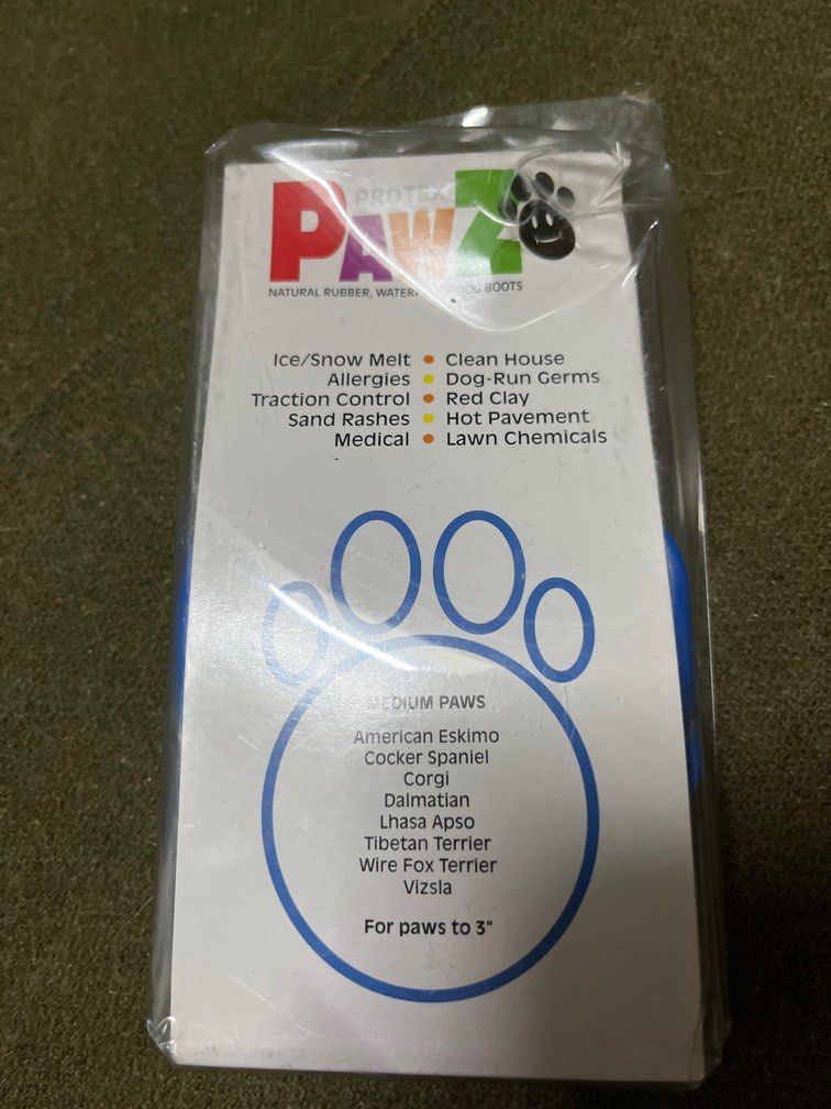 Pawz boots (Category: Health & Grooming) located in Los Banos. Submitted by profemy (Listing ID 1374380774, Image 1). Description: 6 pieces of unused Pawz dog boots blue, made of rubber (The pack originally contained 12 pieces, but 6 have been used, so only 6 unused pieces are in this pack. Please read what is written in Picture 3 to see if your dog is listed under Medium paws. Size: Medium will ship by J&T or JRS, buyer to shoulder shipping.