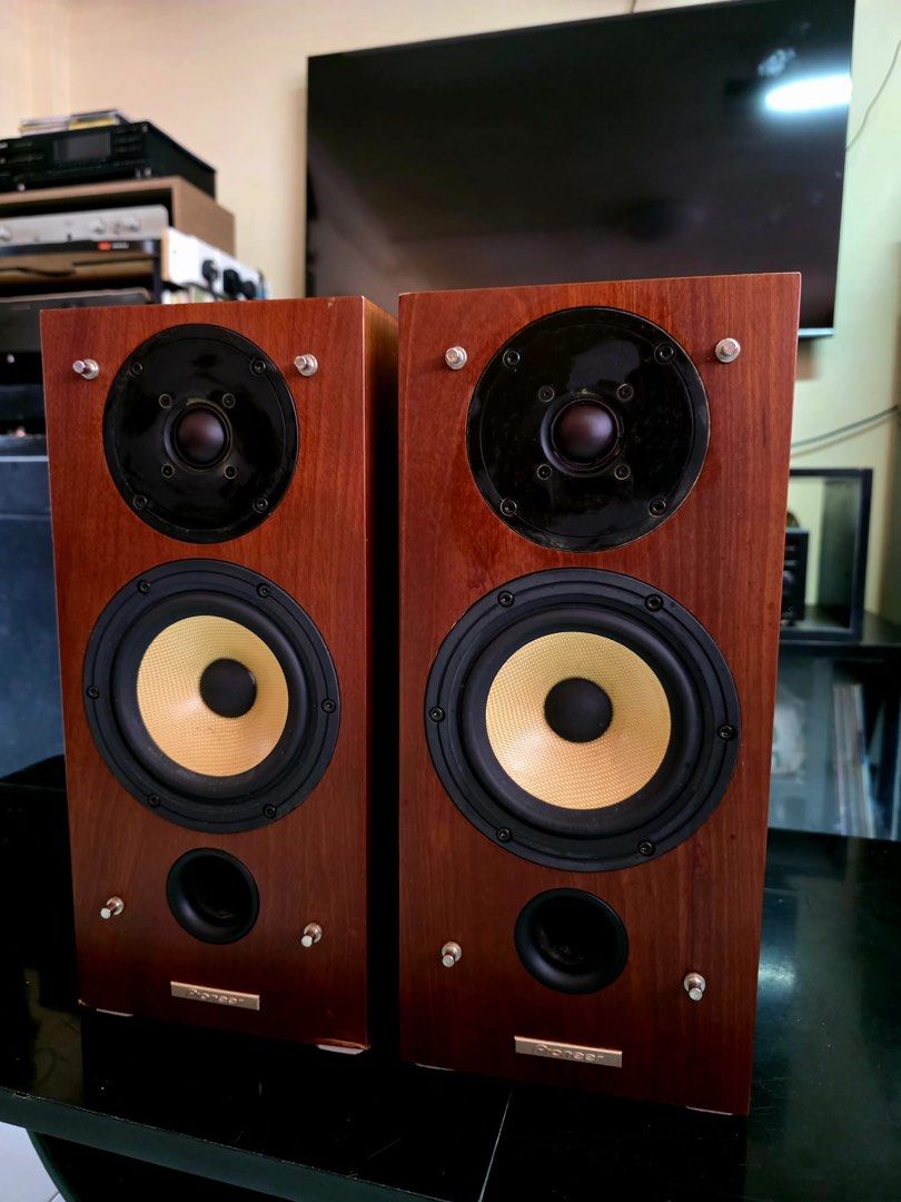 PIONEER S-A3-LR (Category: Soundbars, Speakers & Amplifiers) located in Singapore. Submitted by cayeleem (Listing ID 1374474566, Image 1). Description: Selling on behalf of my father. Call to know more on unit specs. His hp no. 90034966 (only speak Chinese and Malay)..