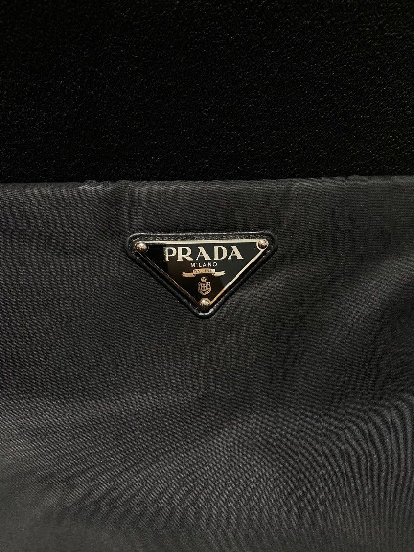 Prada sling chain bag (Category: Luxury Bags & Wallets) located in Baguio. Submitted by fullroom.dgs (Listing ID 1374510750, Image 2). Description: Prada sling chain bag excellent condition authentic please check photos.