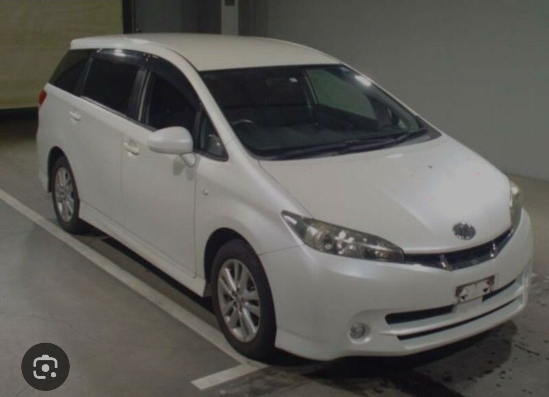 Rental (Category: Car Rental) located in Singapore. Submitted by garypeh (Listing ID 1369856415, Image 1). Description: weekly 400 monthly 1200.