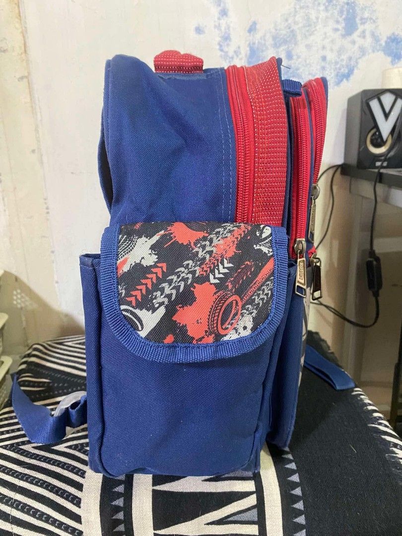 Robby rabbit backpack school bag (Category: Babies & Kids Fashion) located in Taguig. Submitted by j.marasigan (Listing ID 1374342112, Image 3). Description: robby rabbit back pack 14 inches gcash payment. sf c/o buyer 📍taguig.